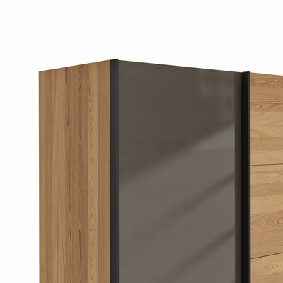 Schwebetürenschrank Lenoso - B. ca. 250 cm, Eiche massiv, Glas Dunkelbraun