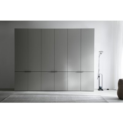 Drehtürenschrank Matera - BHT ca. 301x235x60 cm, Lack Matt, Muschelgrau, Griffe Coffee