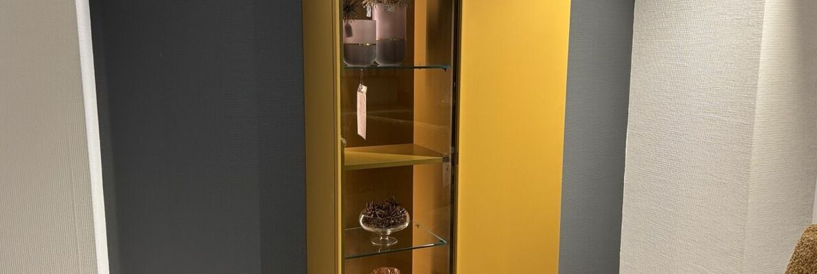 Global Satola Vitrine