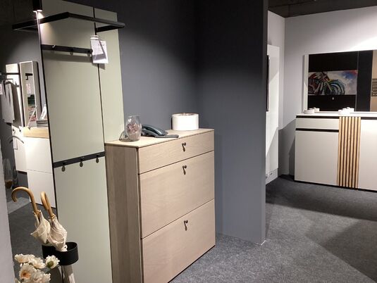 Garderobe Sina