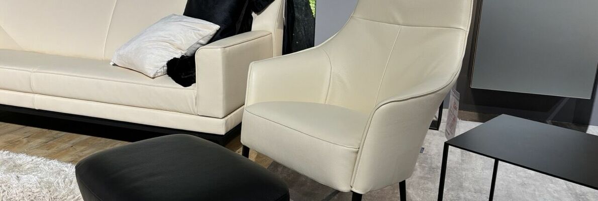 Sessel mit Hocker Fuga