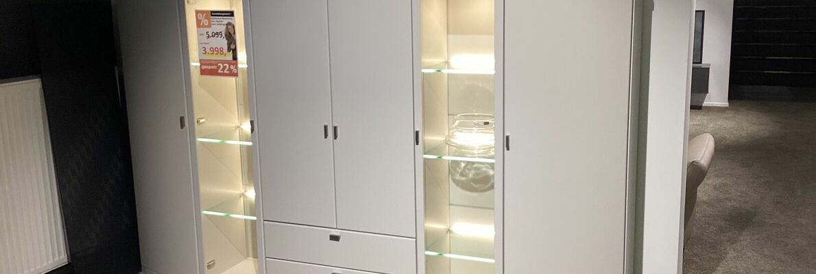 Highboard Musterring Kira System