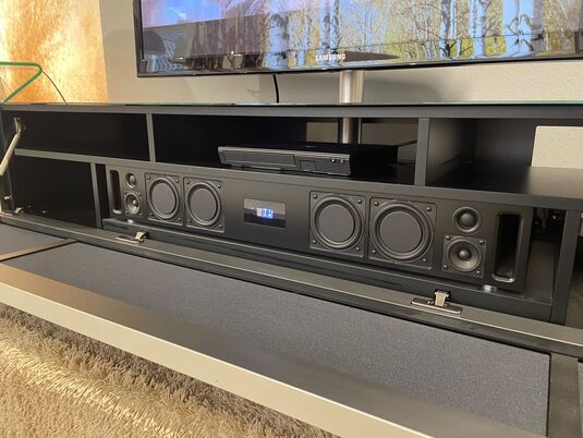 TV-Board von Spectral Modell Scala 